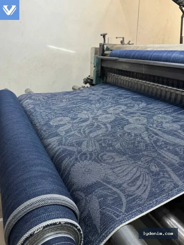 Cách Phát Triển Vải Denim Jacquard Tùy Chỉnh Từ Bản Vẽ Đến Thiết Lập Khung Dệt
